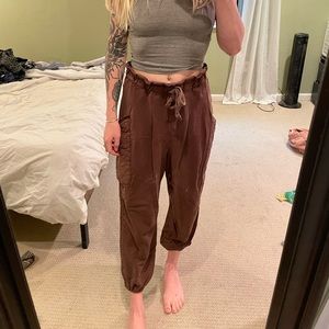 Free People lounge pants!! Extremely cute and comfortable in great condition.